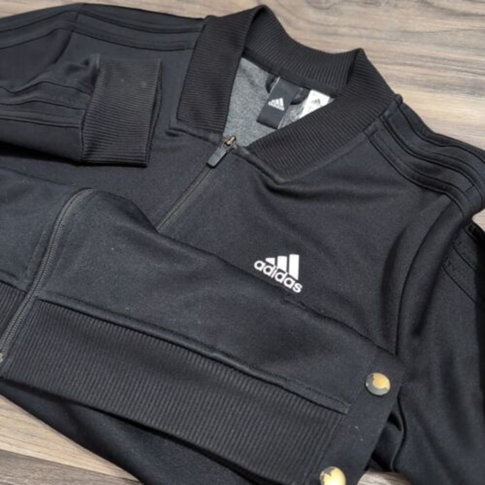 Adidas Men's L Black Zippered Front Track Jacket Buttons On Sides 2 Slit Pockets